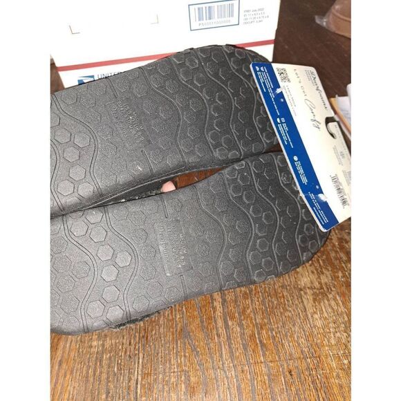 New 9-10 Dearfoams Memory Foam Black Grey Slip On Slippers House Shoes NWT - Picture 10 of 11